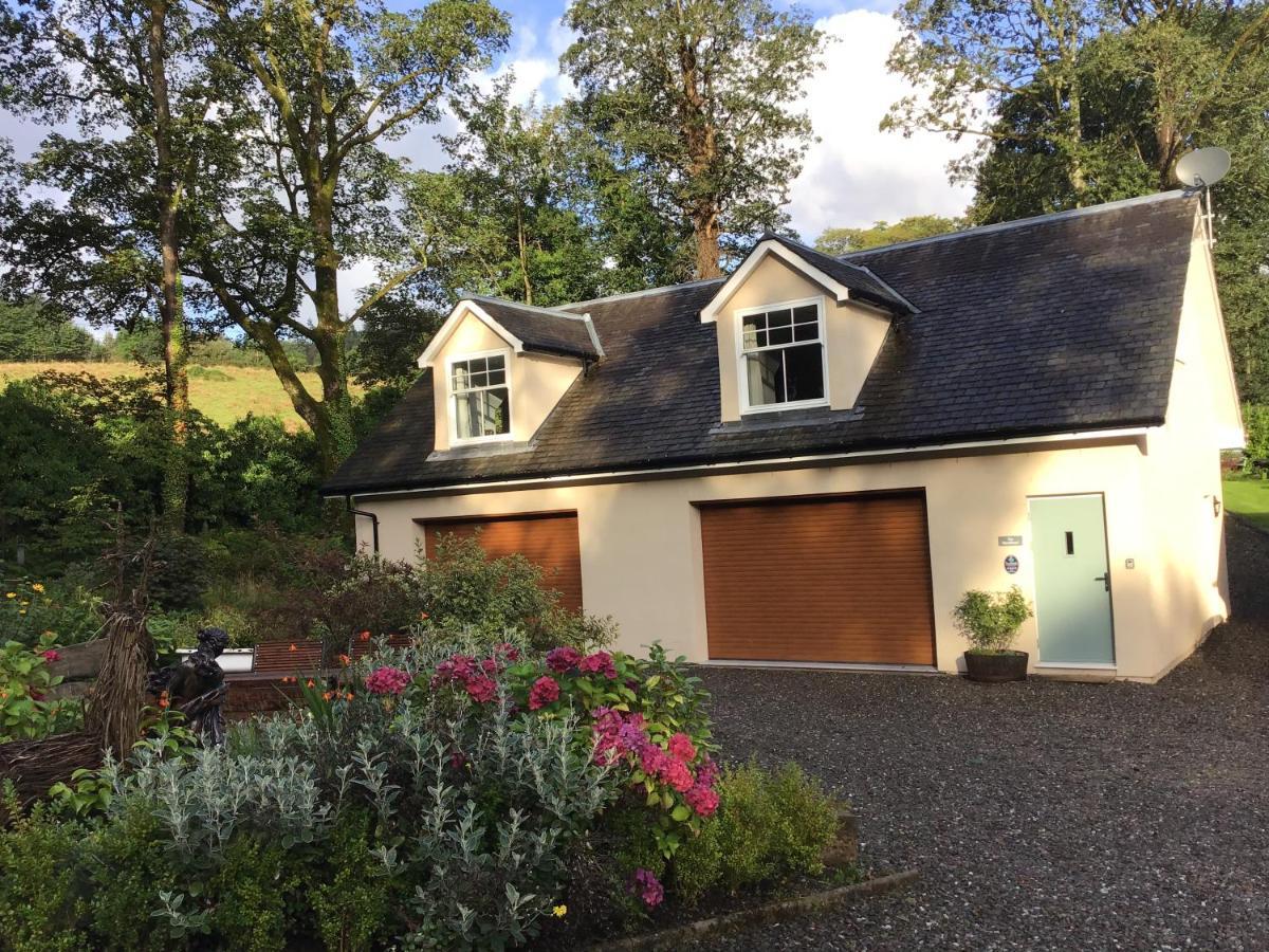 The Burnhowf Apartment Balloch Exterior photo